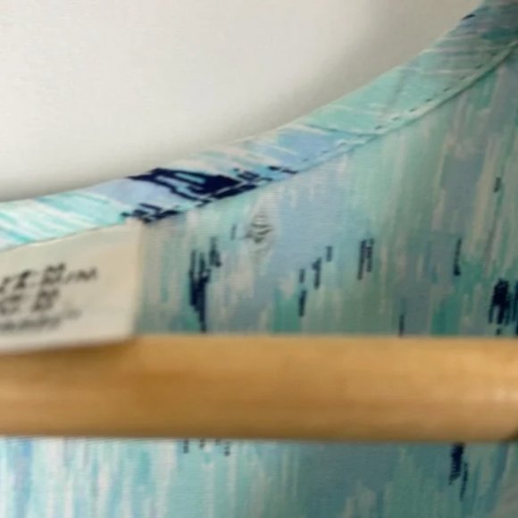 Max Studio blue patterned silk short sleeve blouse size medium - Picture 4 of 7